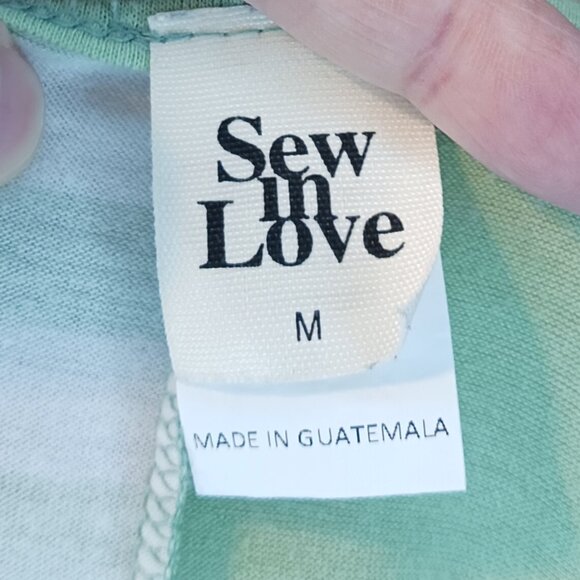 #91 3/$18 - Sew in Love Green/White Short Sleeve Top Size M - Picture 6 of 6